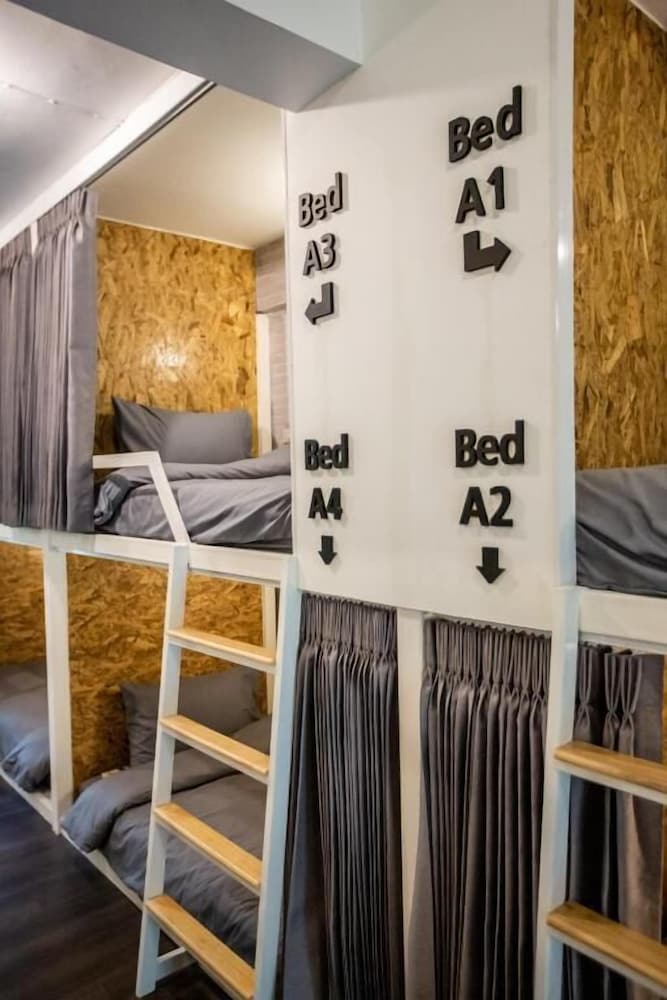 my way hostel chiang mai