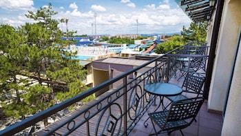 Hill Hotel,Nis>>Jagodina,5 star