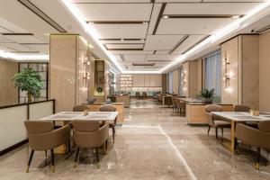 atour hotel nanjing dongshan automobile 4s park