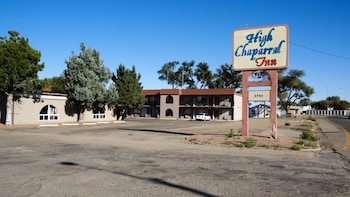 high chaparral inn