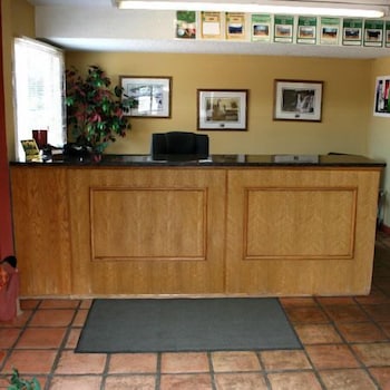 high chaparral inn