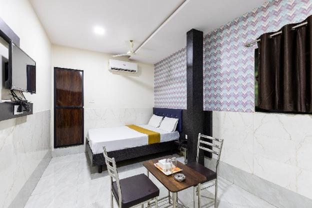 hotel amrapali lodging and boarding