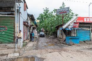 hotel amrapali lodging and boarding