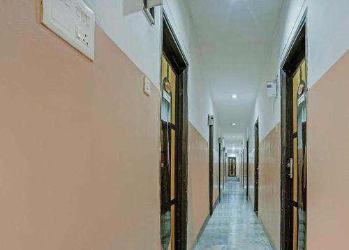 collection o hotel ns sheetal