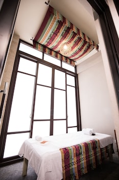 tai yi red maple resort