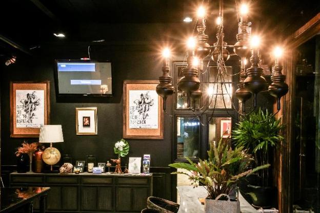 shade house phuket downtown