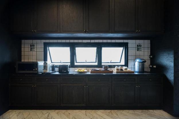 shade house phuket downtown