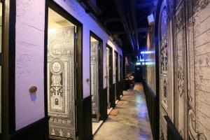 shade house phuket downtown