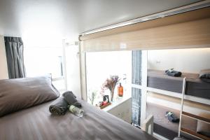 shade house phuket downtown