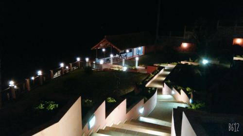 tropic garden hotel