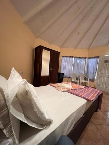tropic garden hotel