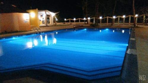 tropic garden hotel