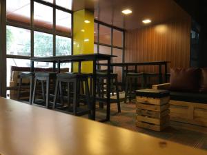 Hotel White Fields,Ranga Reddy>>Hyderabad,3 star