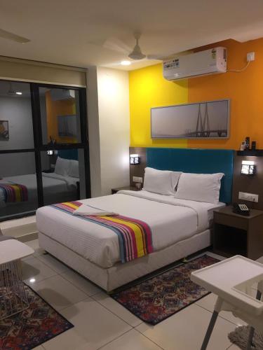 hotel white fields