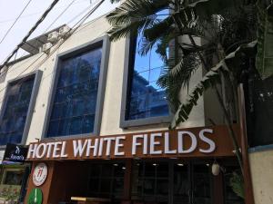 hotel white fields
