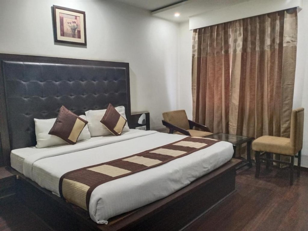 hotel krishna by keymagics