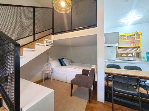 goseong maris pension