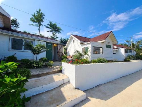 goseong maris pension