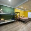 grasshopper bed and cafe