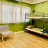 grasshopper bed and cafe