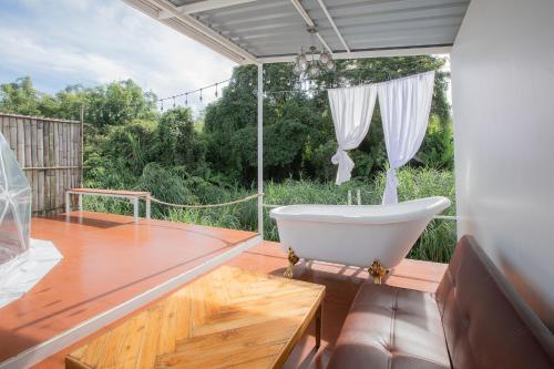 the haus at khao kho