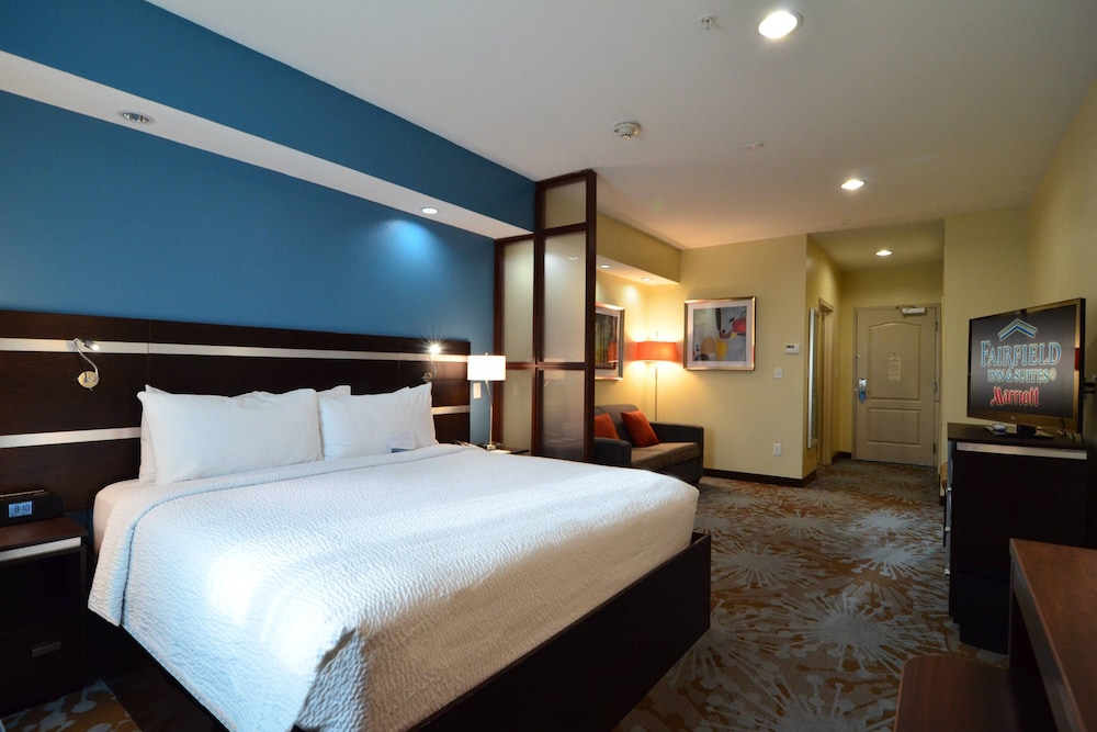 fairfield inn and suites houston north spring