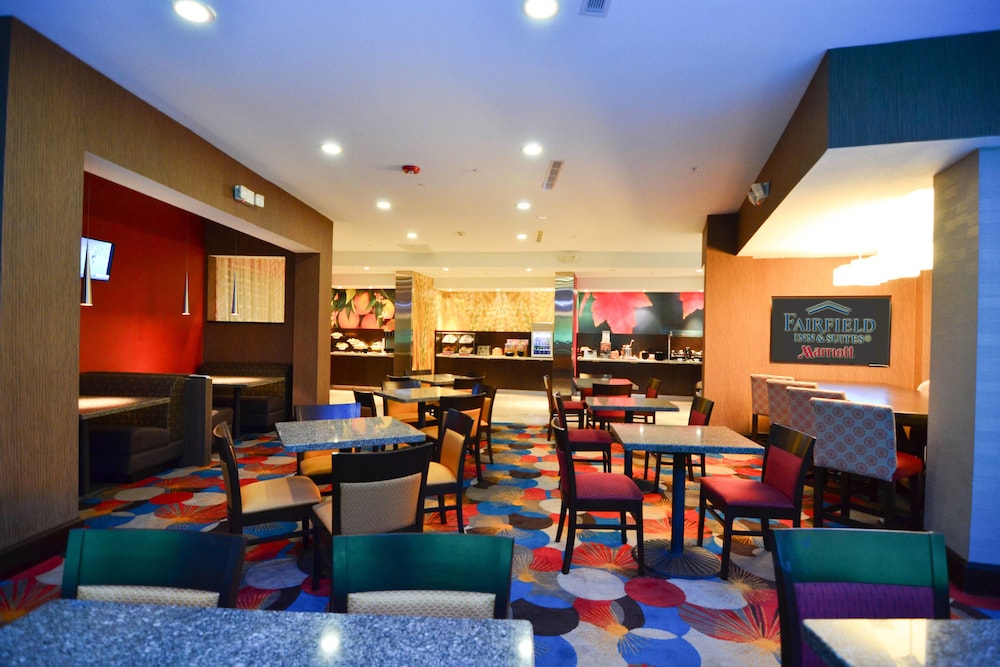 Fairfield Inn & Suites Houston-North Spring,Montgomery>>Houston,3 star