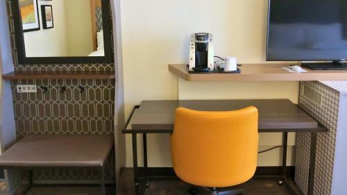 holiday inn asheville east blue ridge pkwy by ihg