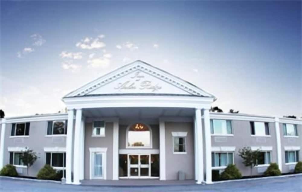 inn at arbor ridge hotel and conference center