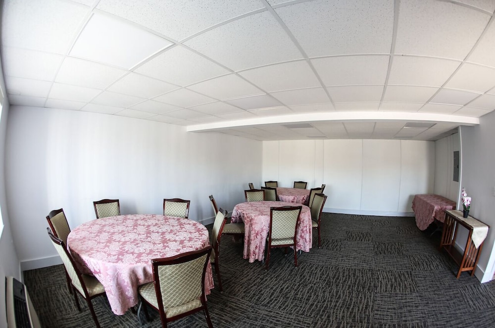 inn at arbor ridge hotel and conference center