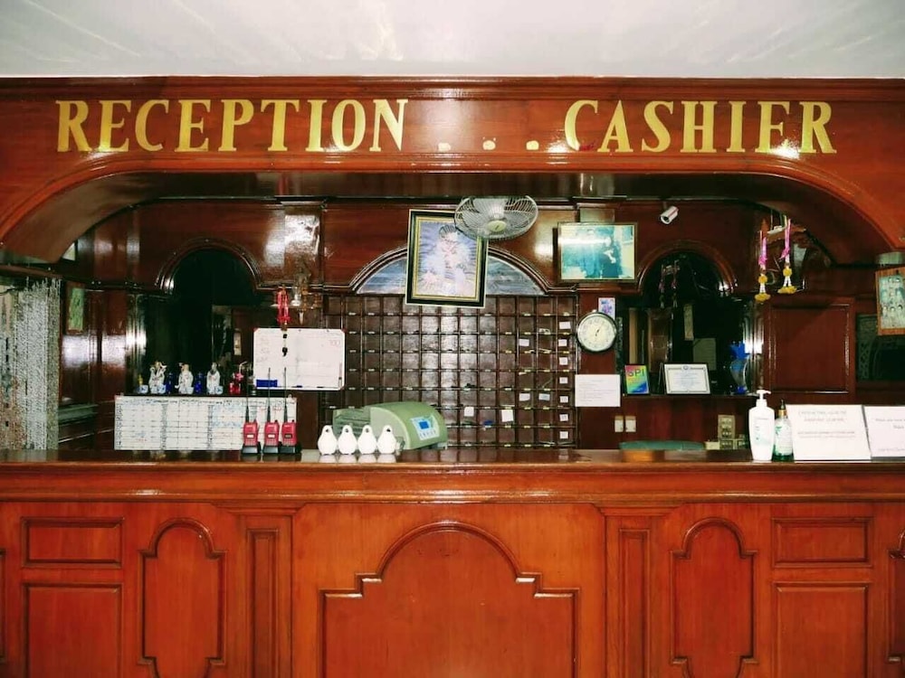 marine paradise encore