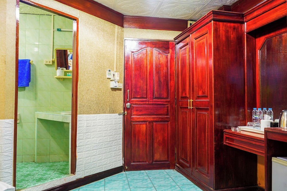 marine paradise encore