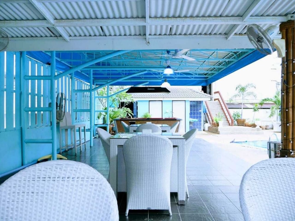 marine paradise encore