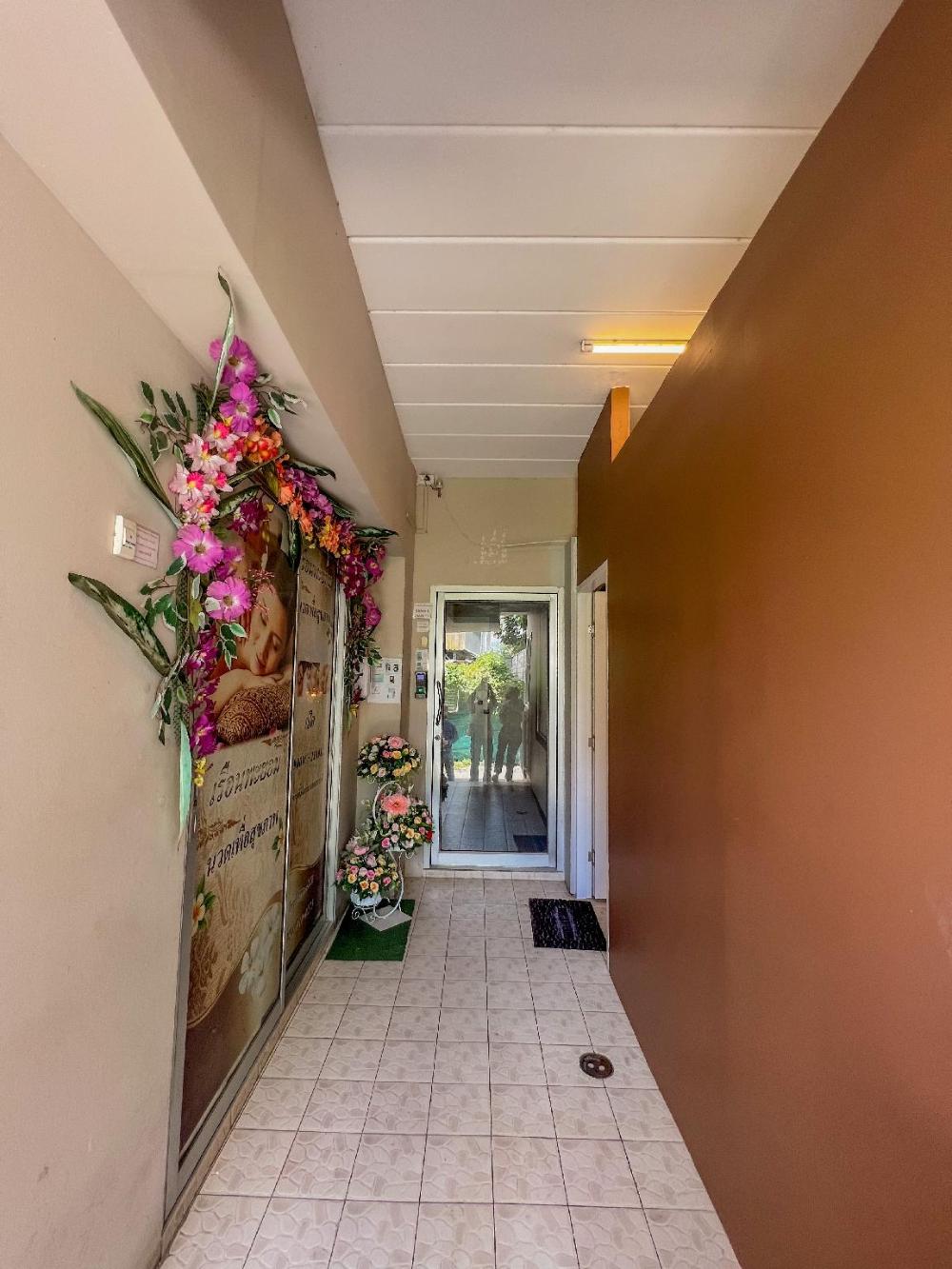 pranot apartment and spa