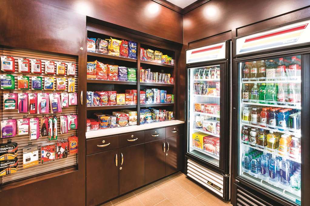 la quinta inn and suites by wyndham cotulla