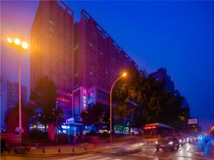 echarm hotel xian dayan tower datang lively district