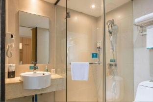city comfort inn shenzhen pinghu railway station huanan city