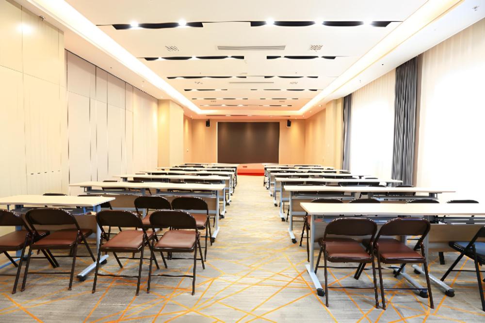 echarm hotel shijiazhuang xinbai plaza vientiane city taihe