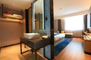 echarm hotel shijiazhuang xinbai plaza vientiane city taihe