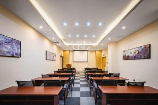 city comfort inn shenyang north railway station huigong plaza shenyang university