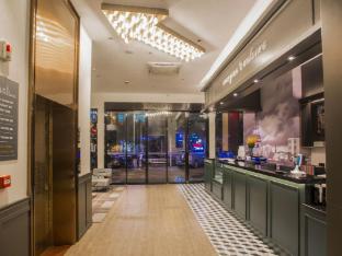 premier city comfort hotel fangchenggang executive center high speed railway station