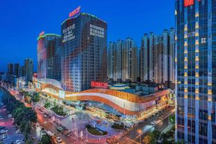 borrman hotel huangshi north railway station
