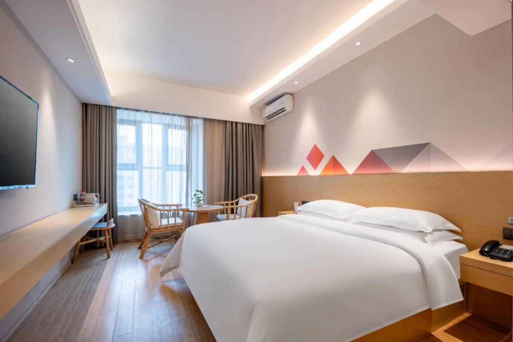 borrman hotel jinan east station wanhong plaza