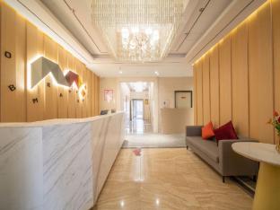 borrman hotel jinan east station wanhong plaza