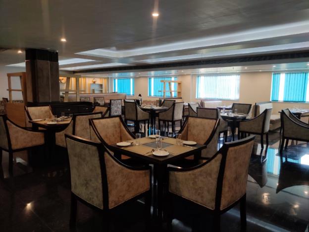 Nj Portico,India>>Dehradun,0 star