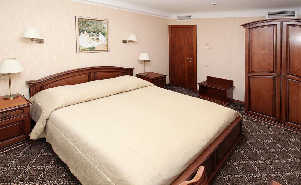 premier hotel rus