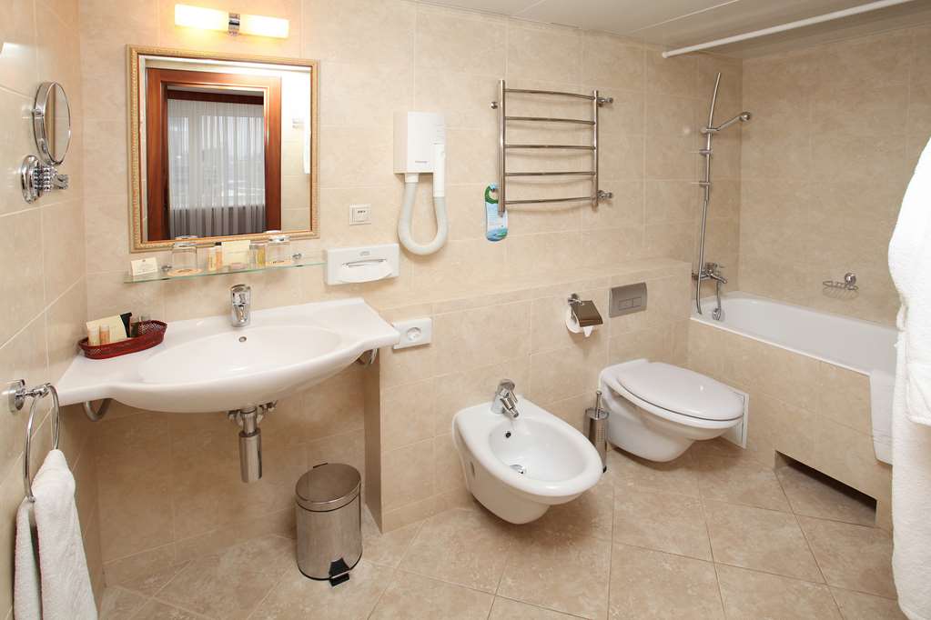 premier hotel rus