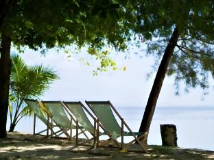 ara dinawan island resort