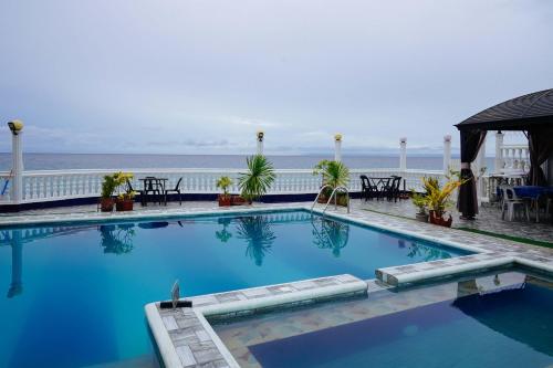 reddoorz plus billys resort oslob