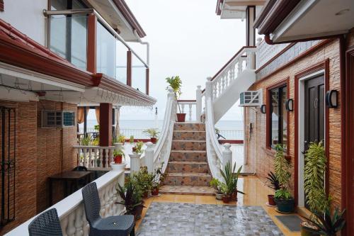 reddoorz plus billys resort oslob